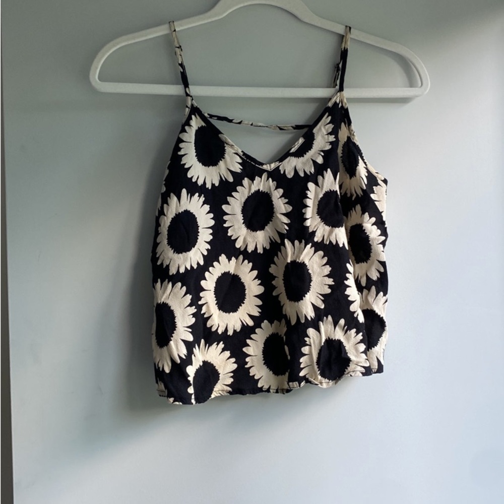 Forever 21 Sunflower tank top - Picture 1 of 2